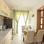 With Parking Space Brela, Makarska - 16603 Daire *