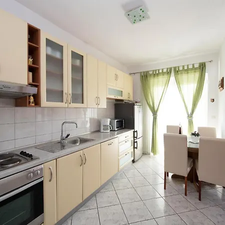 With Parking Space Brela, Makarska - 16603